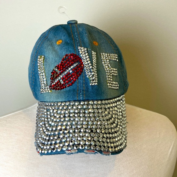 Baseball Cap Denim w/ Rhinestone Bling  Encrusted Love & Lips New Adjustable - Picture 1 of 3